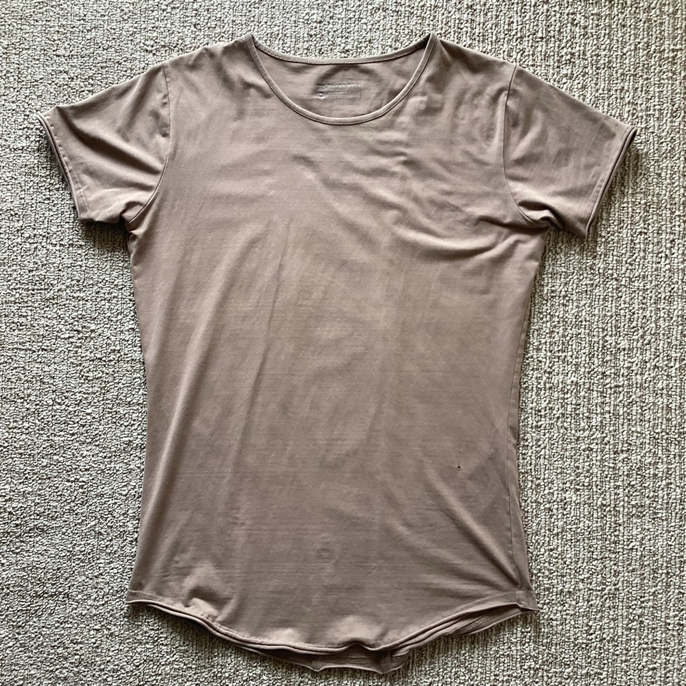Alphalete T-shirt